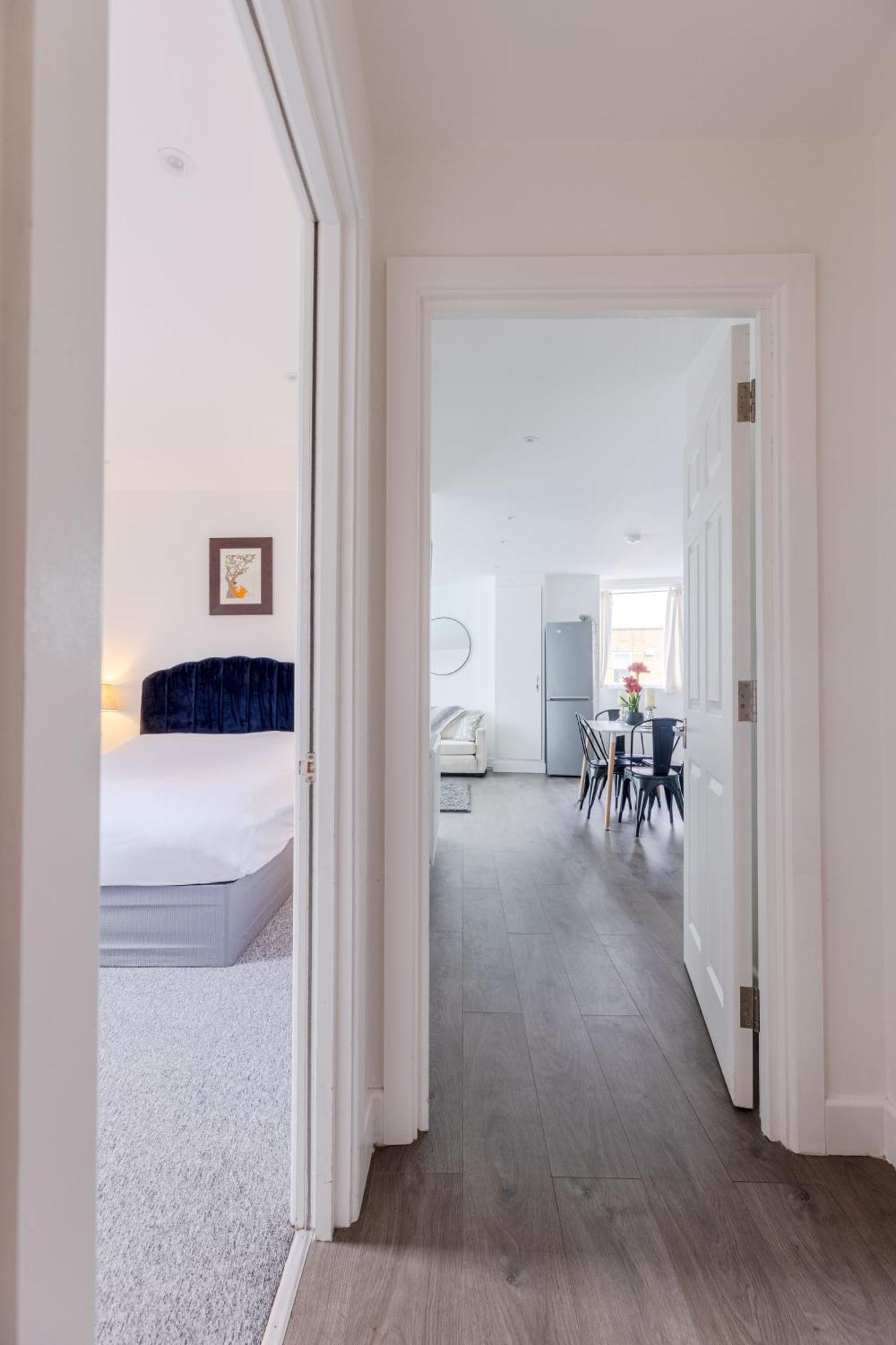 Vertigo Boutique Sleeps 4 London Kingston upon Thames  Exterior photo