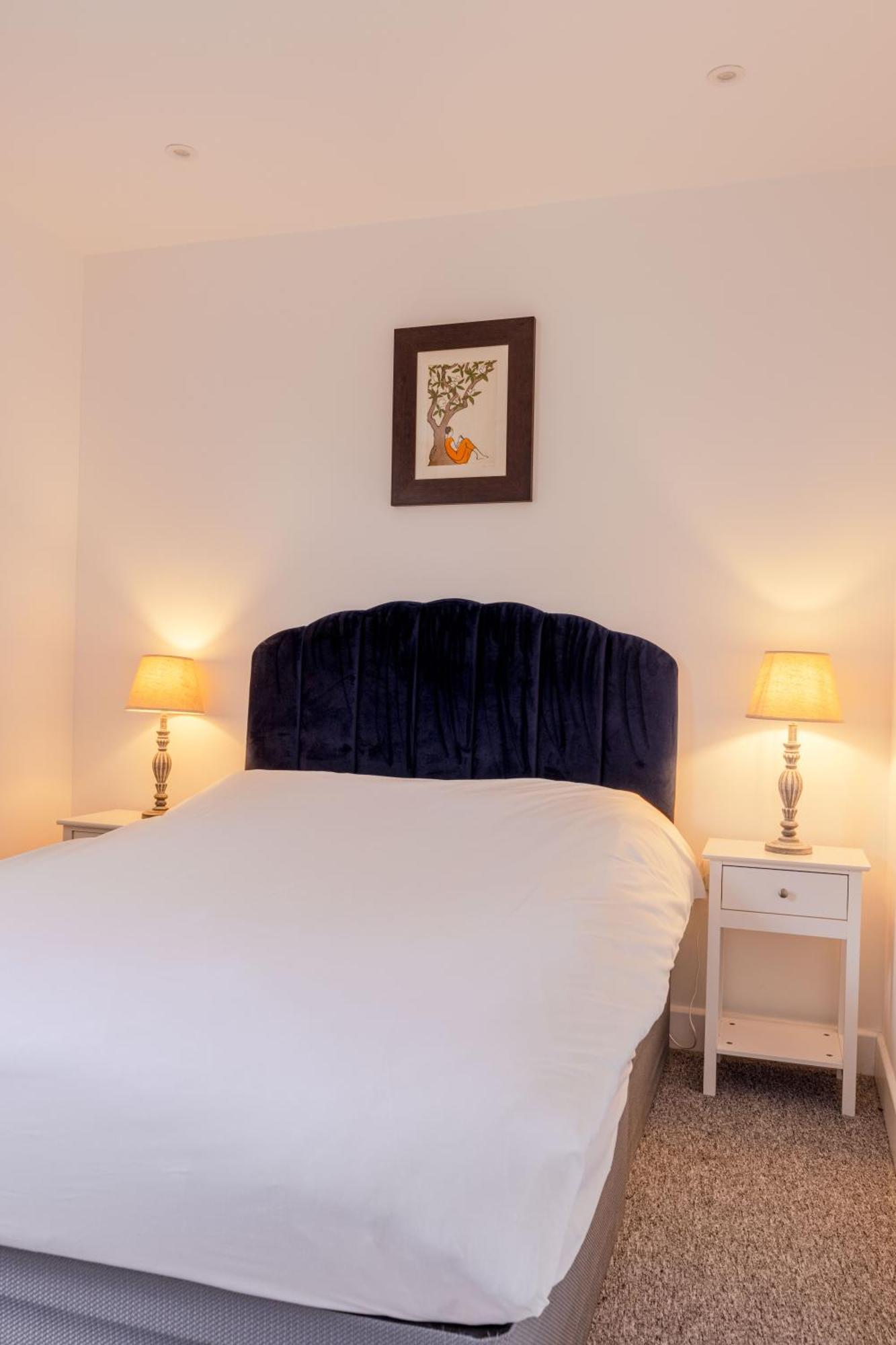 Vertigo Boutique Sleeps 4 London Kingston upon Thames  Exterior photo
